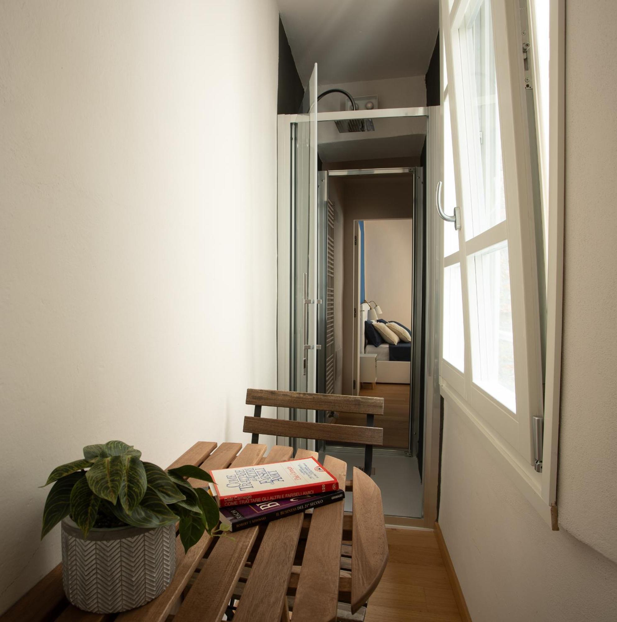 Freedom Suites Parma Buitenkant foto