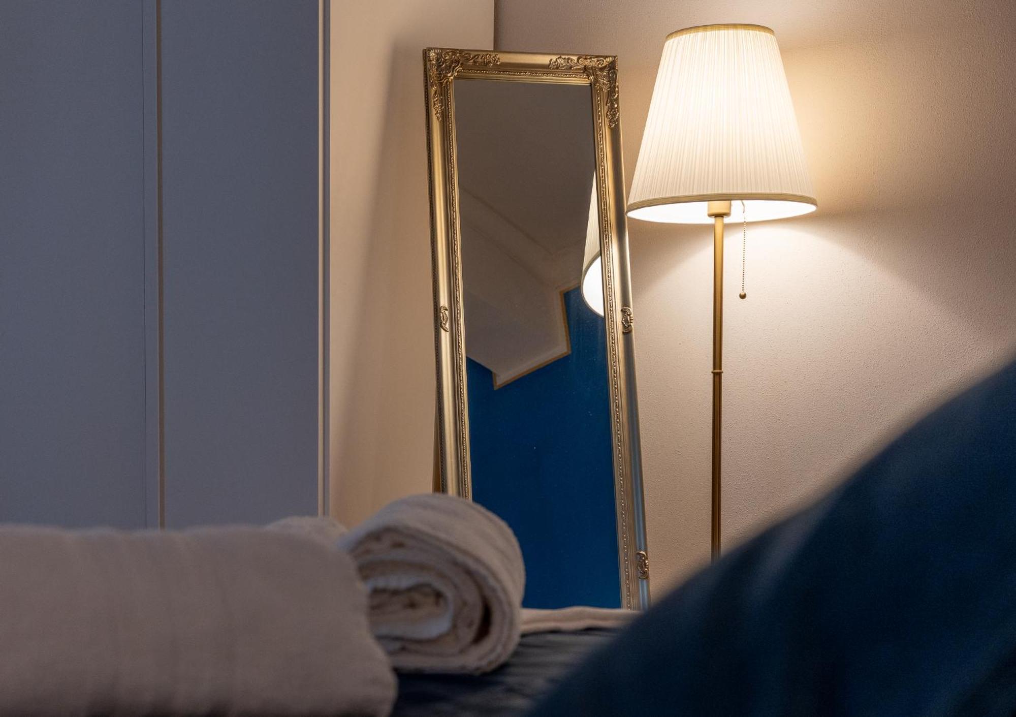 Freedom Suites Parma Buitenkant foto